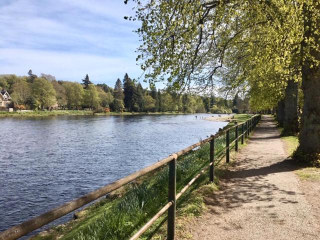 Wellingtonia Court Apartment Inverness Bagian luar foto